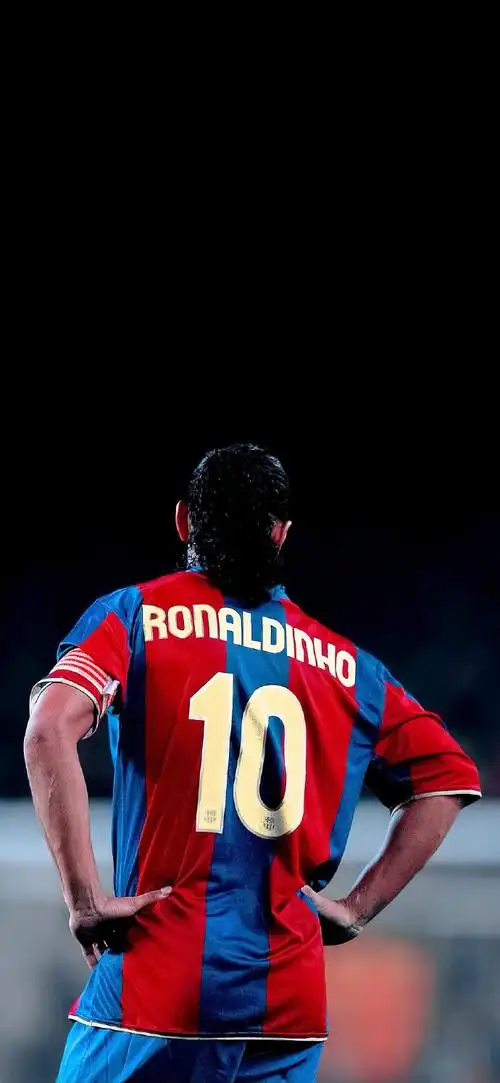 足球不仅需 足球不仅需