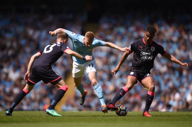 蓝黑队长正 蓝黑队长正